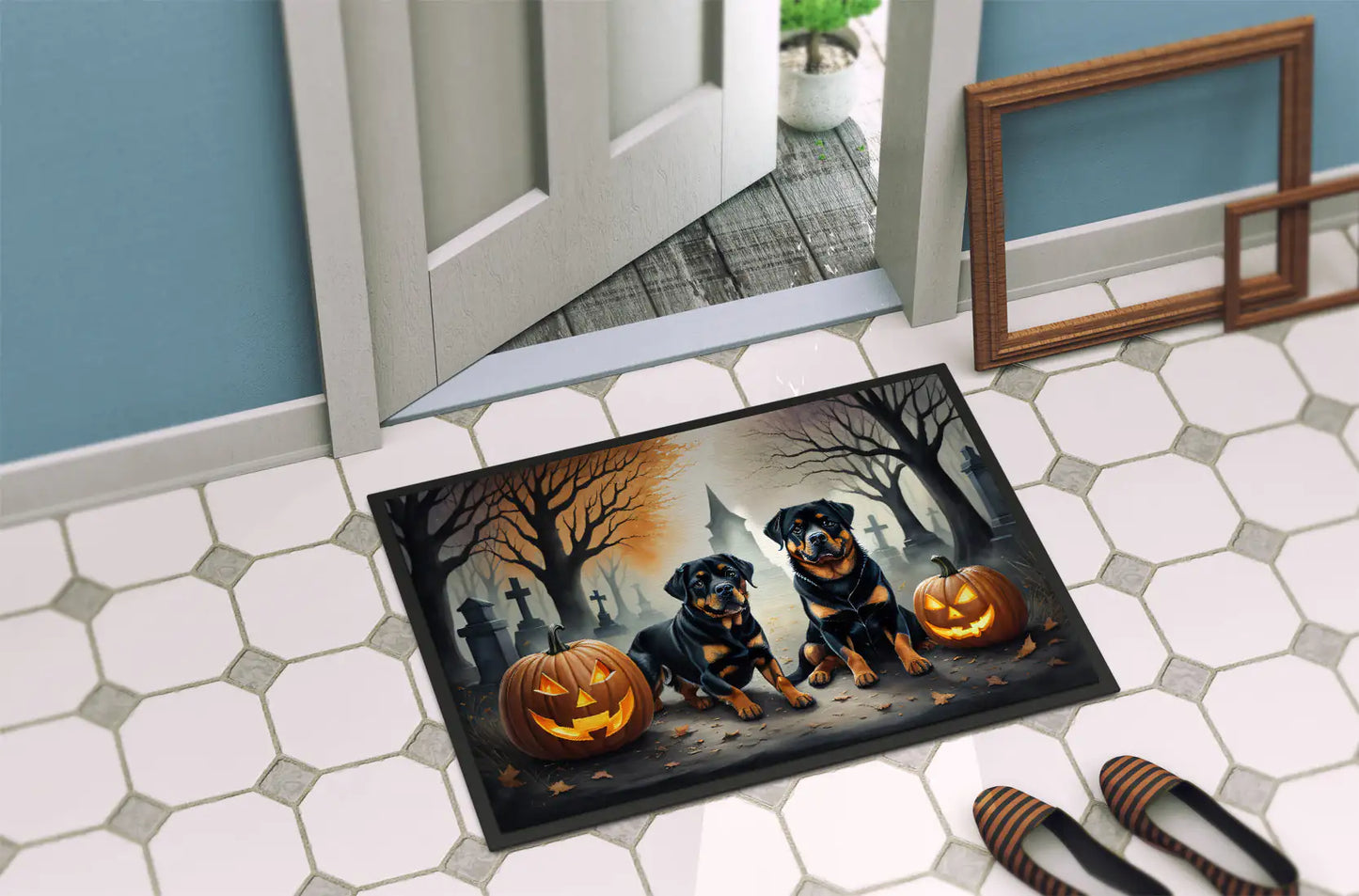 Rottweiler Spooky Halloween Doormat